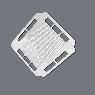 カスタマイズされた材料を用いた燃料電池用バイポーラプレートの化学エッチング